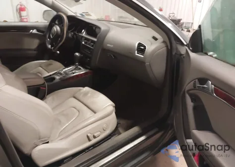 2012 Audi A5 2.0T Premium z USA, uszkodzony, nr VIN WAULFAFR4CA035546